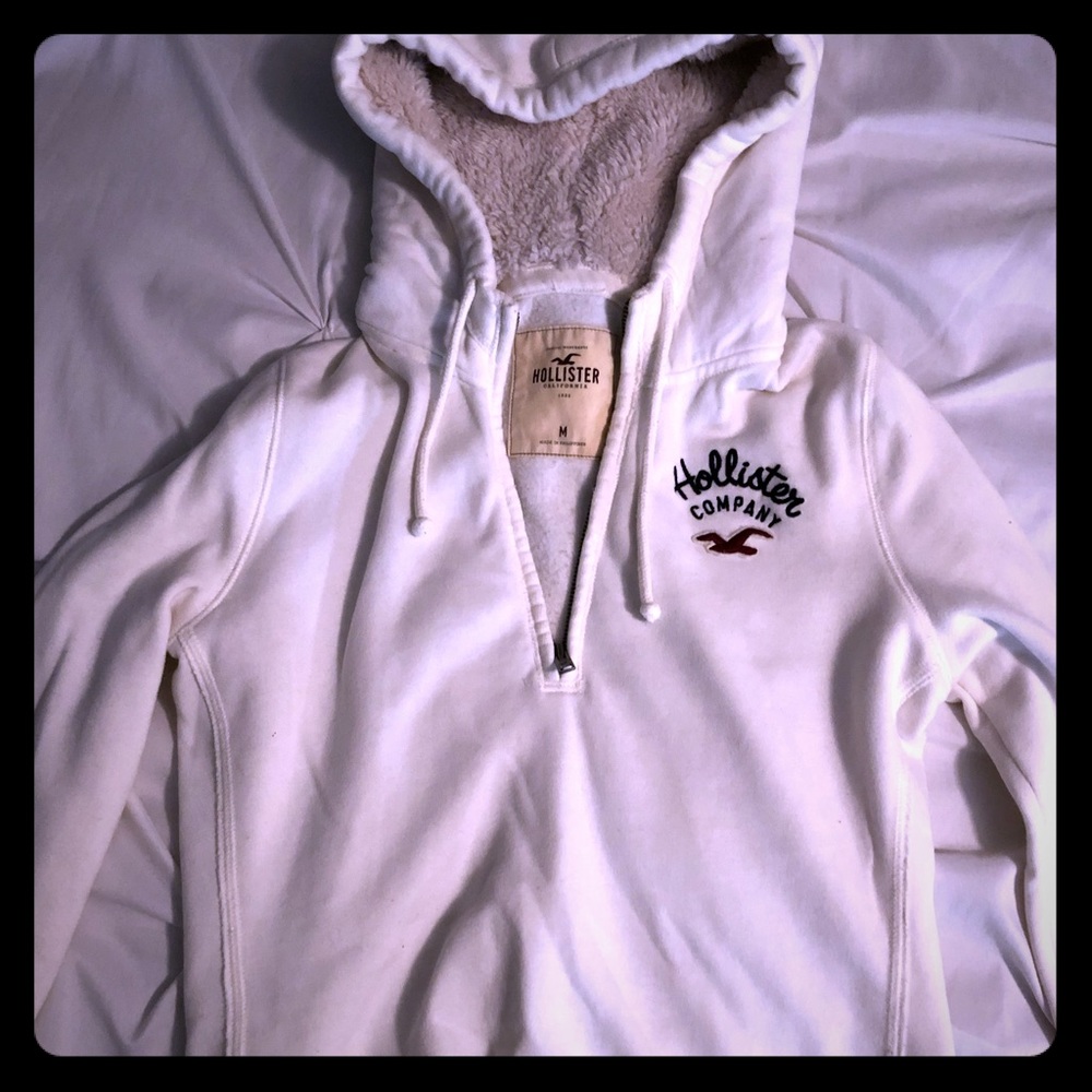 Hollister fur hooded sweatshirt